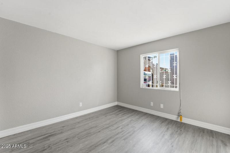 2847 N 46th Ave Unit 10-21