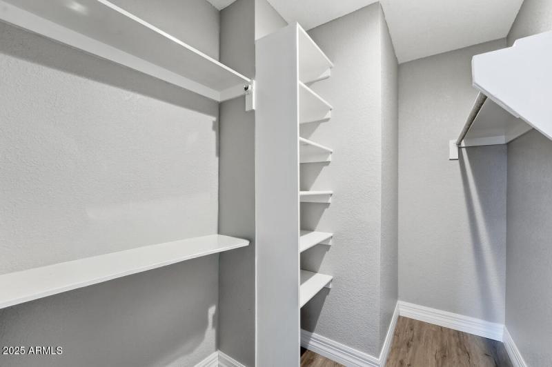 2847 N 46th Ave Unit 10-24