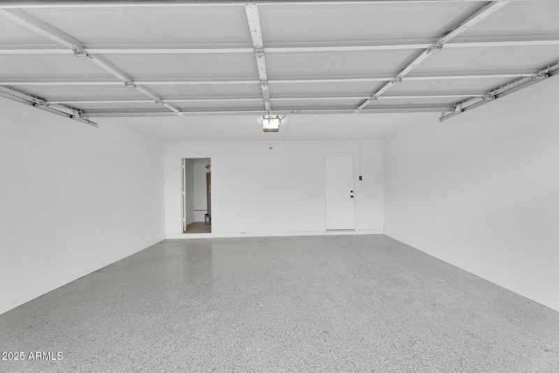 37-web-or-mls-1523 W Flynn Ln - 30