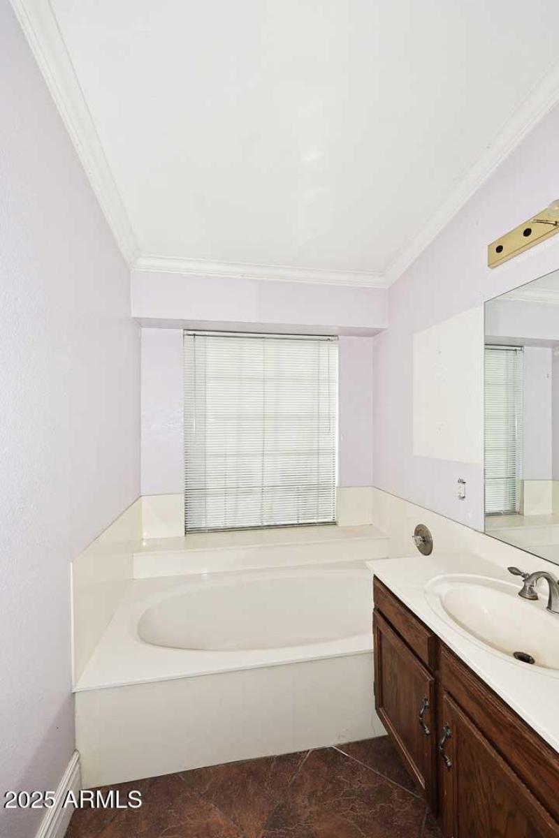 Primary Bath-Garden Tub