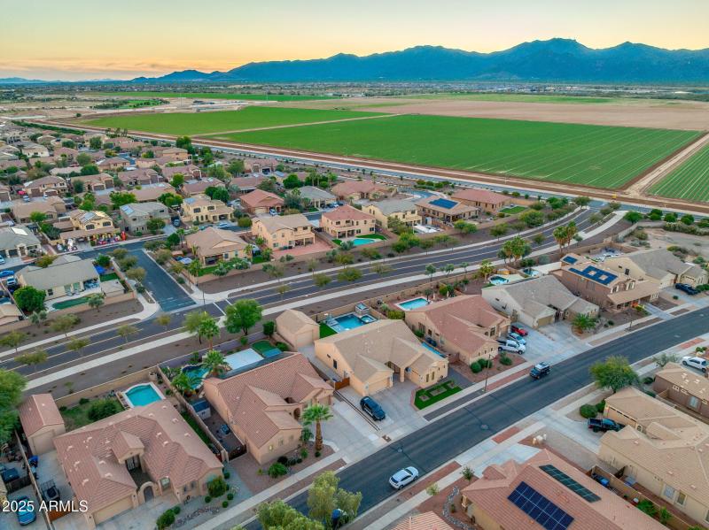 PEACEFUL NEIGHBORHOOD