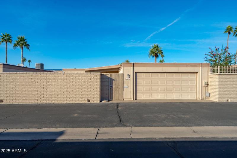 33-Garage Rear Entrance