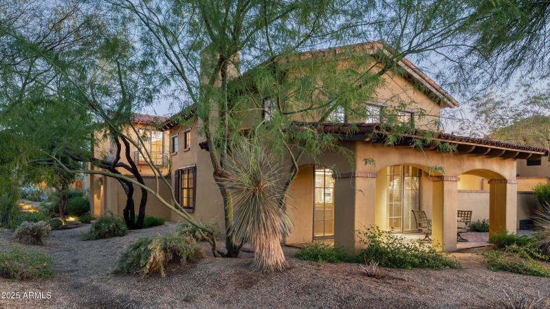 Year-round covered patio