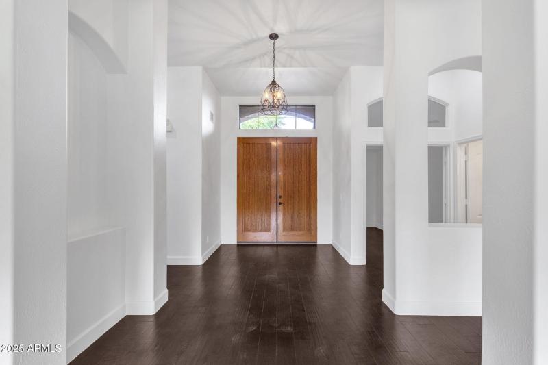 6-web-or-mls-715-e-kaibab-dr