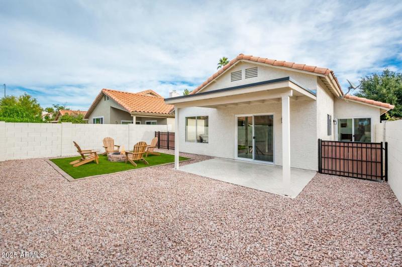 1038 N Alvaro - MLS-40