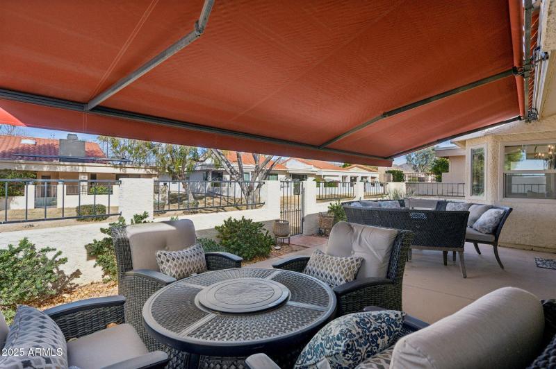 Retractable Awning