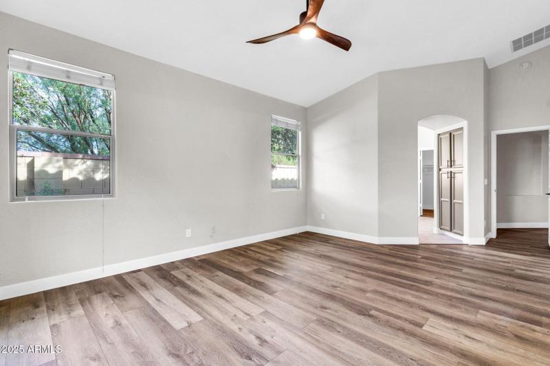 2430 S Dragoon Dr-23