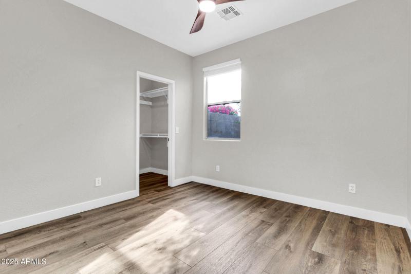 2430 S Dragoon Dr-30