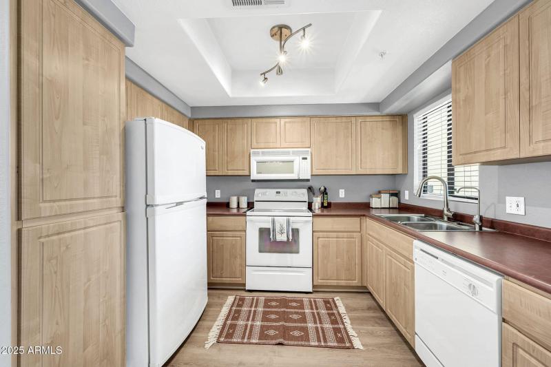 7575 E Indian Bend Rd 2085-11