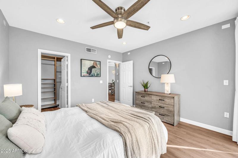 7575 E Indian Bend Rd 2085-18