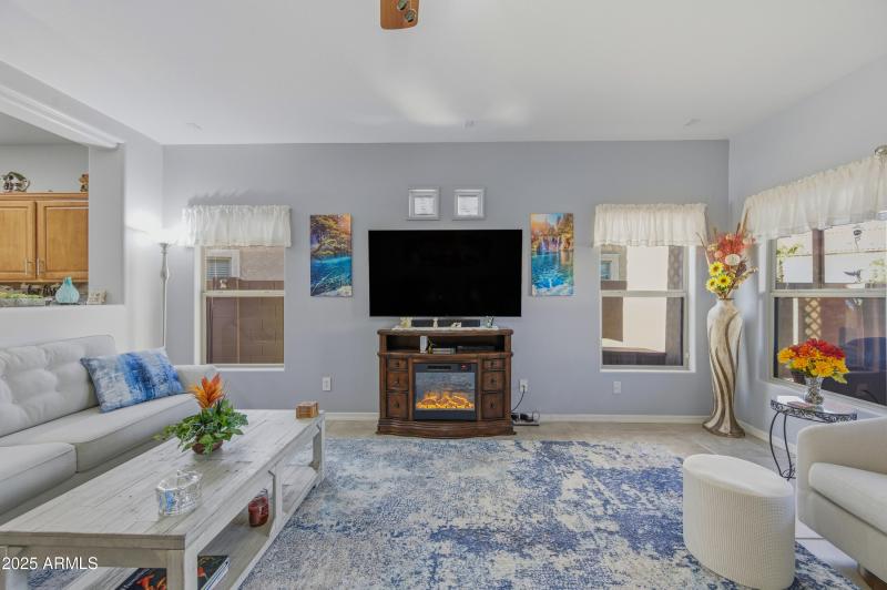 42812 W Martie Lynn Rd-10