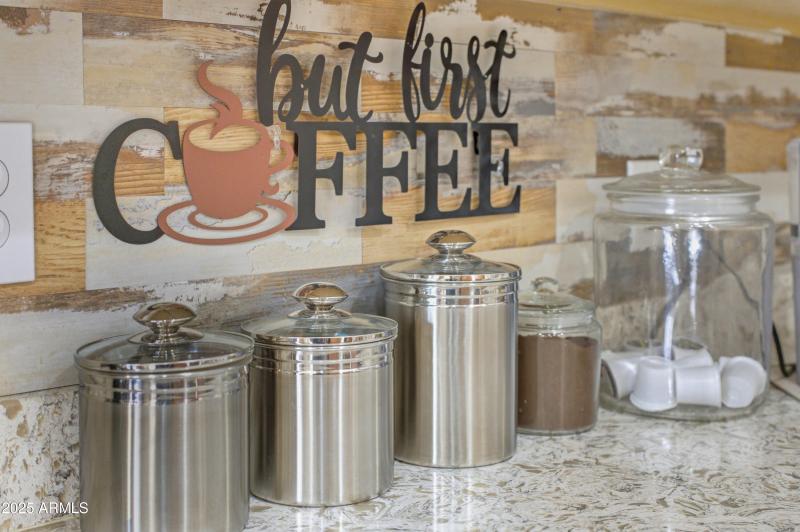 42812 W Martie Lynn Rd-16