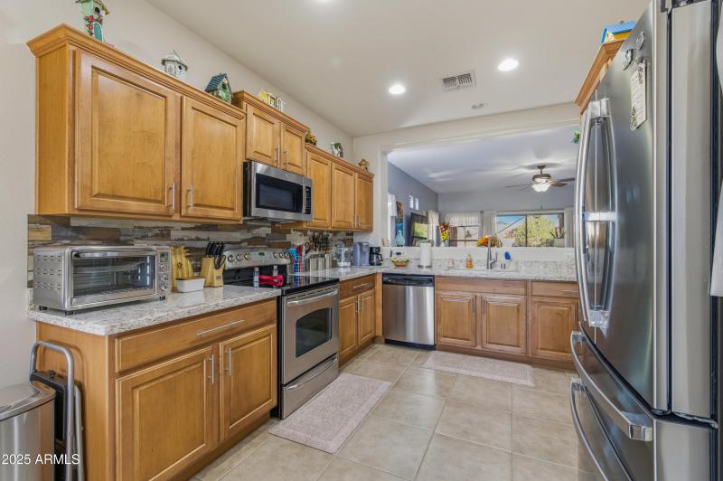 42812 W Martie Lynn Rd-17