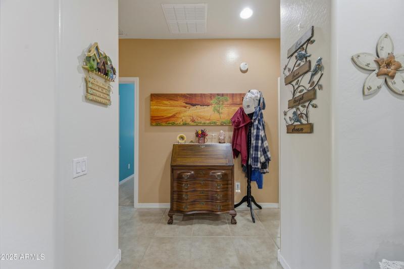 42812 W Martie Lynn Rd-27