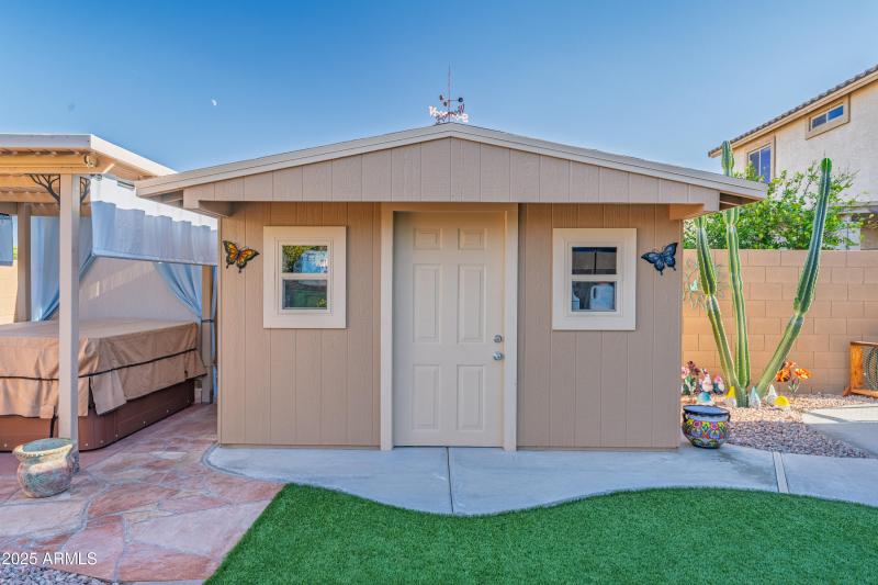 42812 W Martie Lynn Rd-33