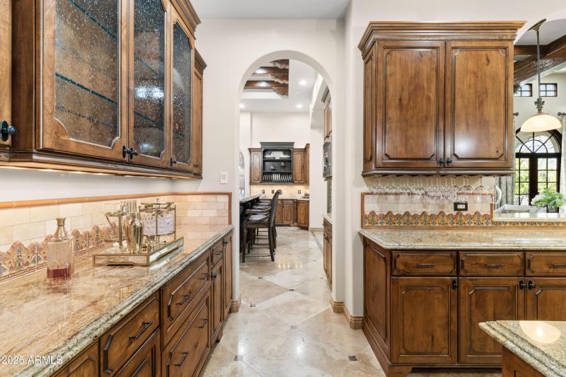 Serving Area and Wet Bar