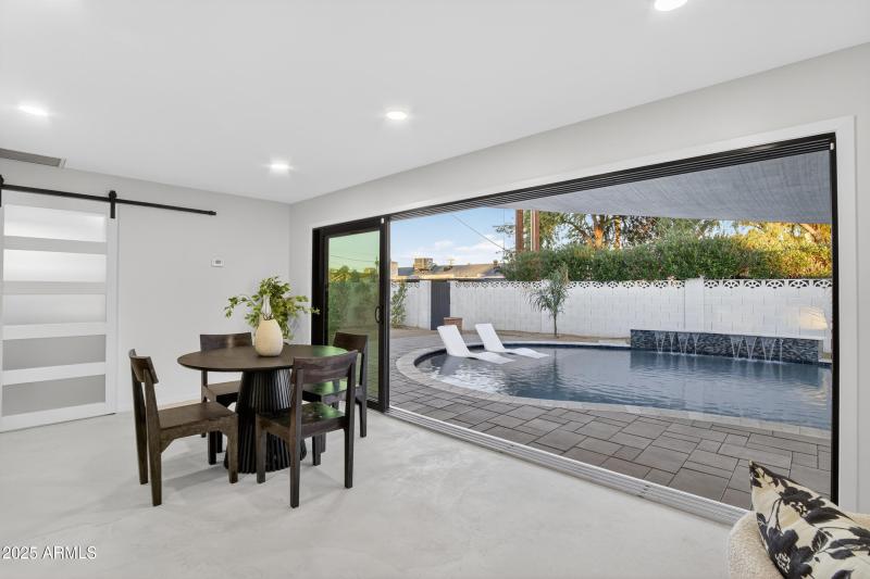 INDOOR OUTDOOR SPACE