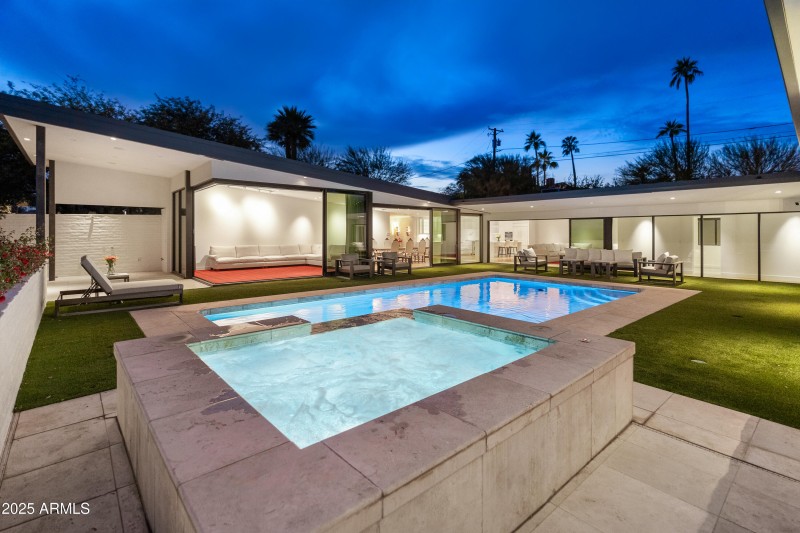 4218 E Palo Verde Dr-140