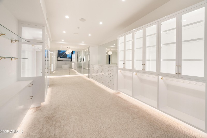 4218 E Palo Verde Dr-98