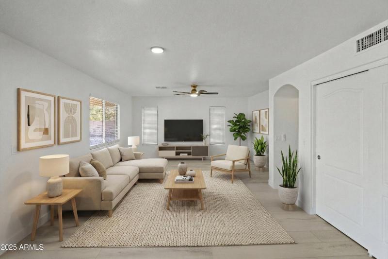 20-Family Room [Virtually Staged]