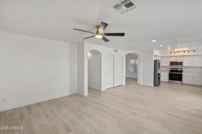 24-Family Room to Kitchen