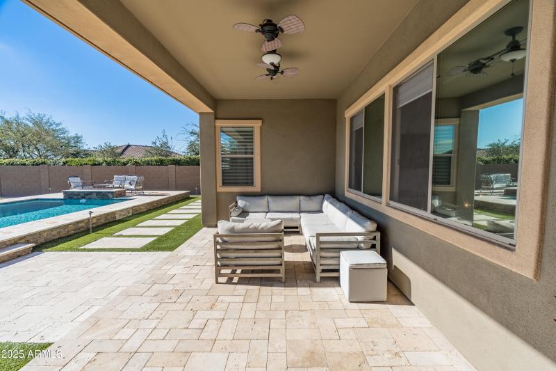large covered patio off kitchen
