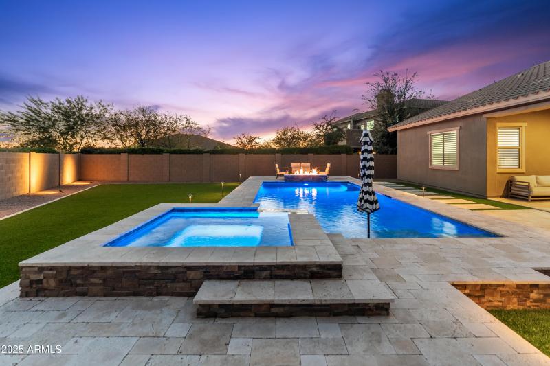 5433 E Barwick Dr-81