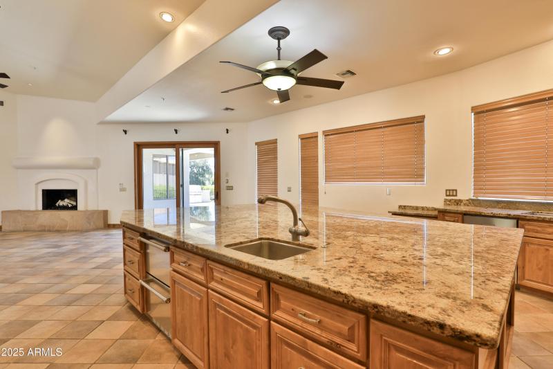 38309072_20-IMG_0091