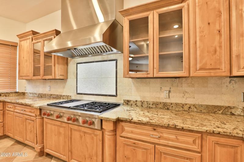 38309077_22-IMG_0093