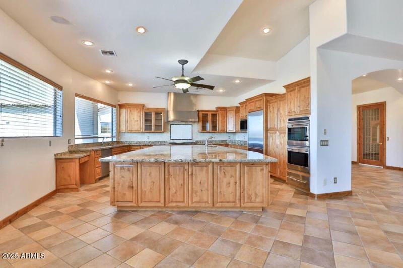 1038309179_37442624_18-IMG_0025_X-Design