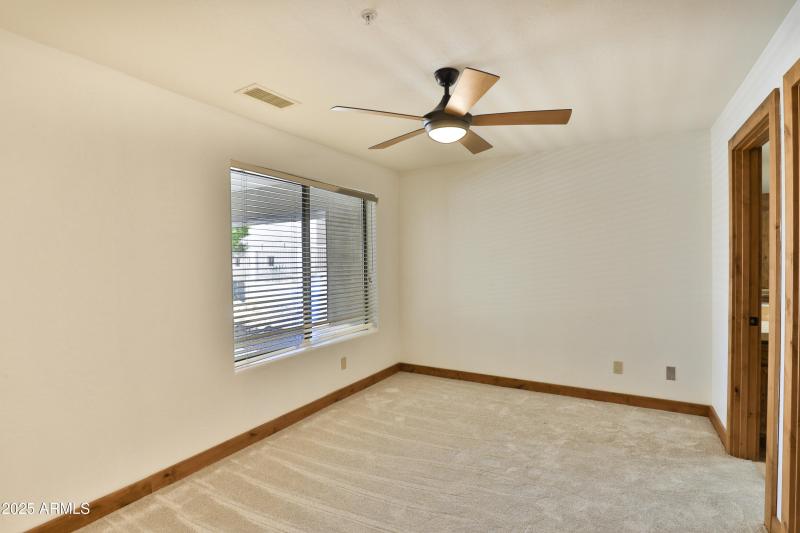 38309058_68-IMG_0143