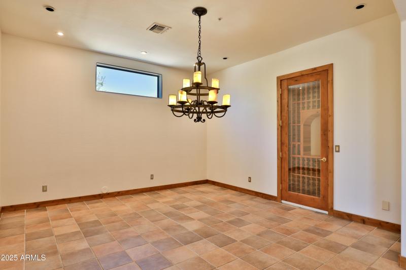 38309061_13-IMG_0081