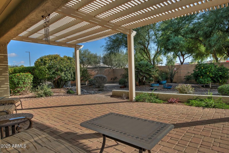 3652 W Saratoga Ct Florence AZ-large-036