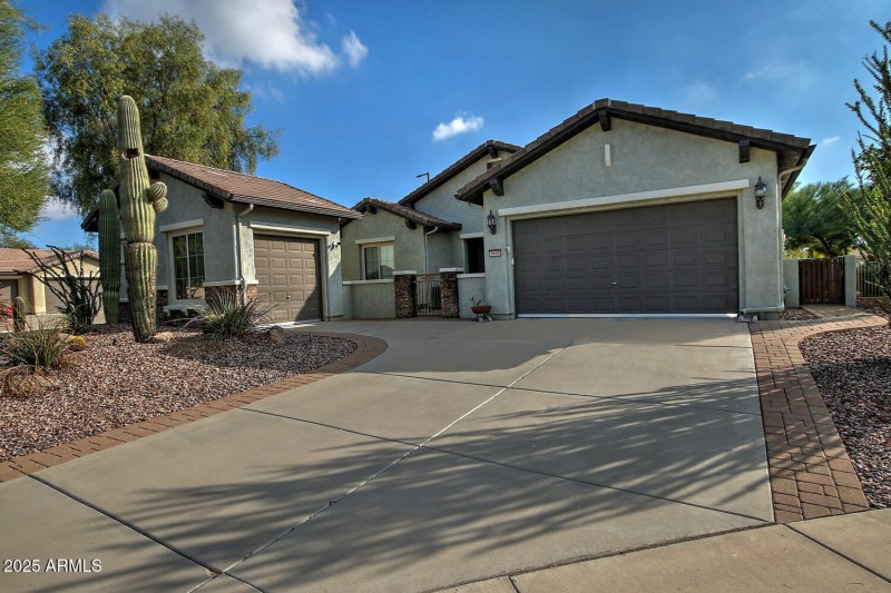 3652 W Saratoga Ct Florence AZ-large-041