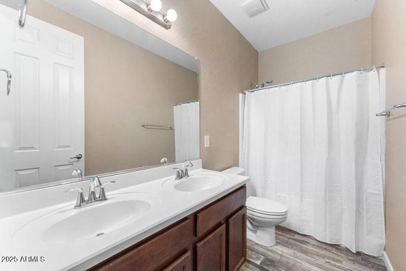 017_28-web-or-mls-dsc00315_42