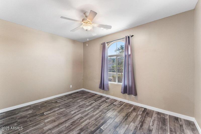 020_31-web-or-mls-dsc00330_148