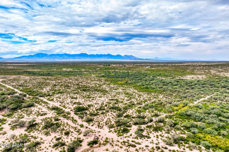 11036_North Blue Flax Place