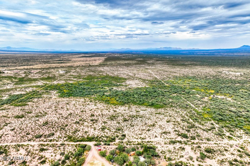 11039_North Blue Flax Place