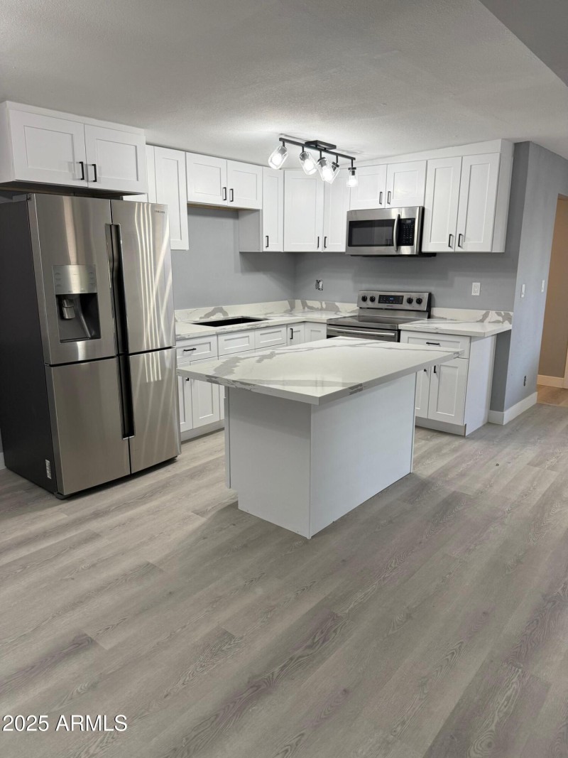 thumbnail_7a62bc39-29dd-4cba-8951-191d1a