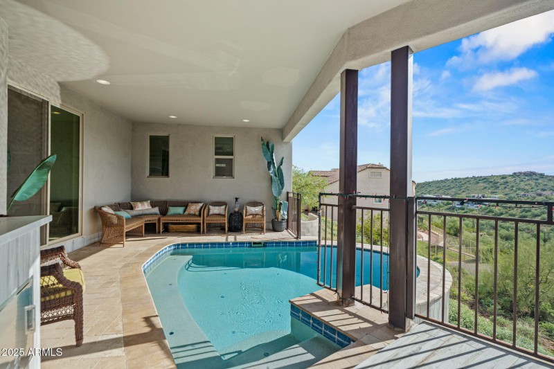 68-web-or-mls-11010 Buffalo Dr-68