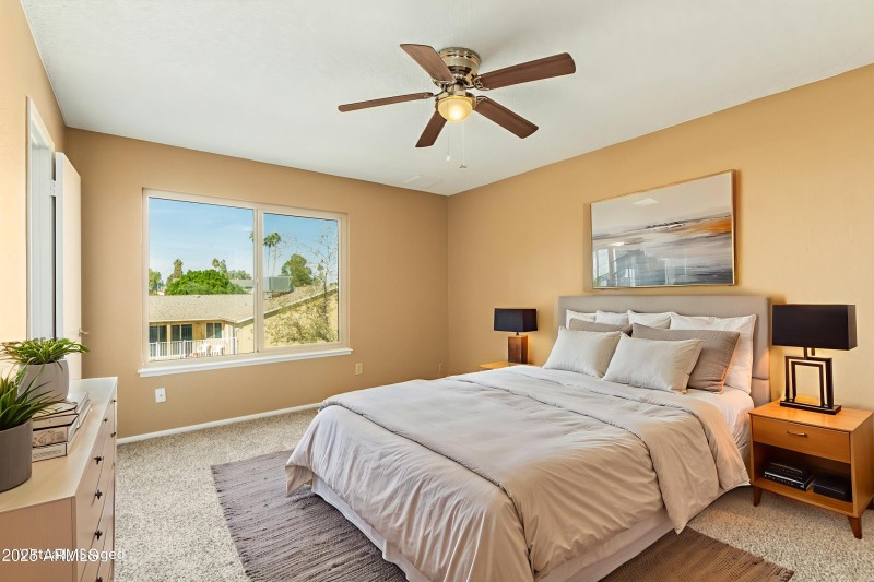 item_29 VS Watermark