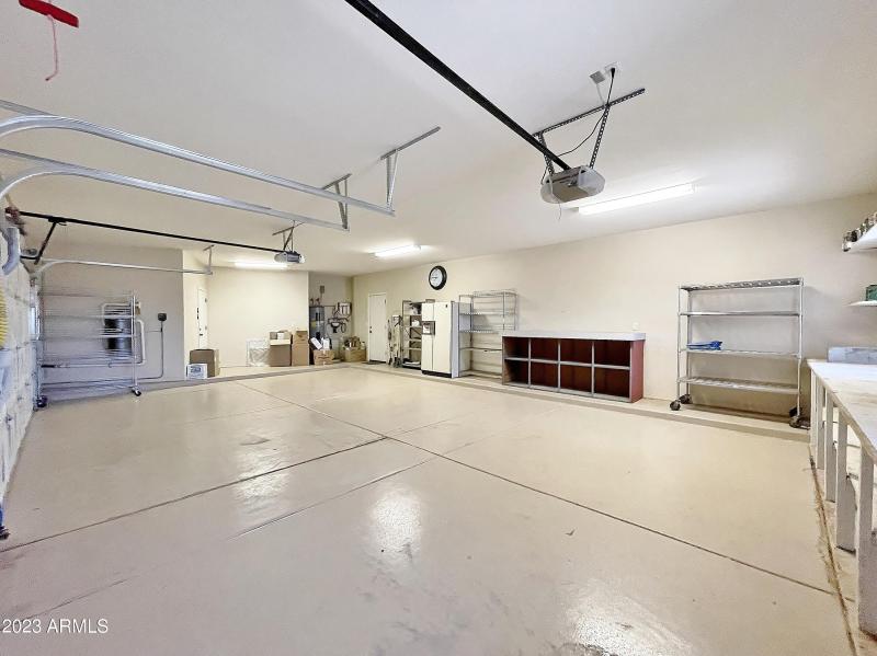 3 car garage/epoxy floor