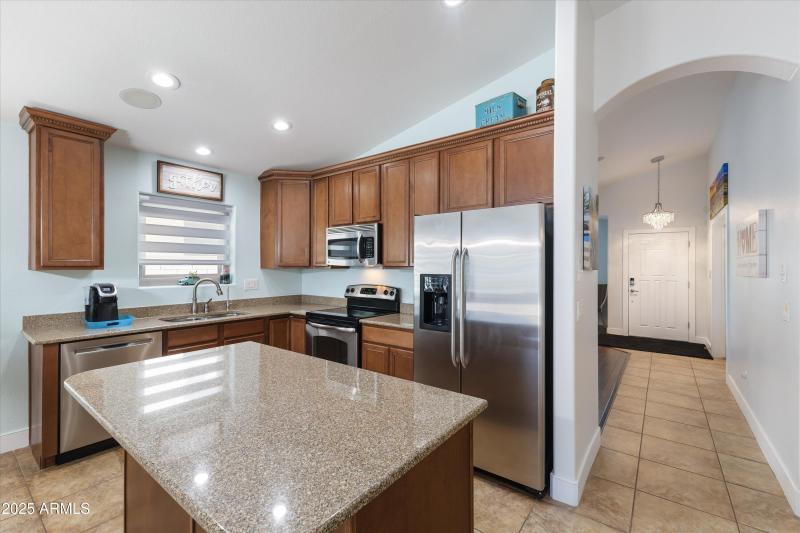 17-9867 W Harmony Ln