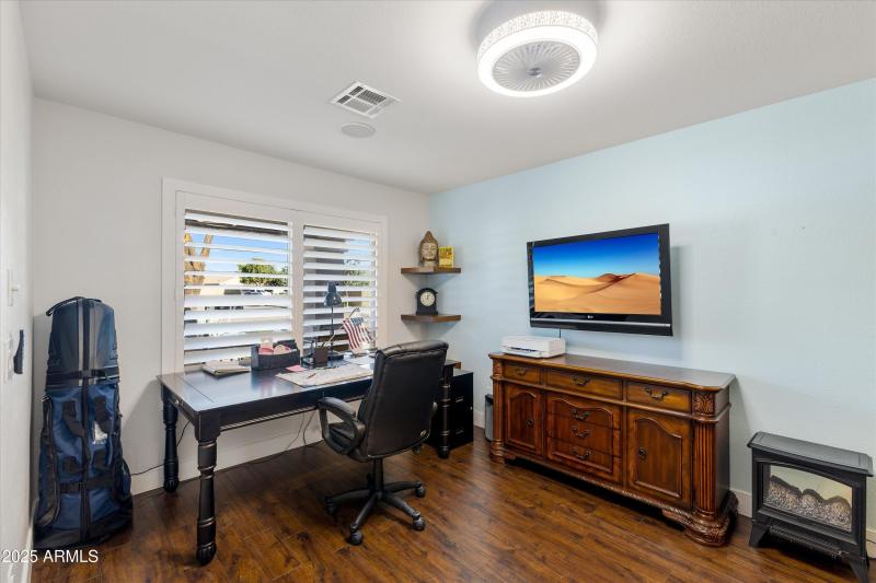 29-9867 W Harmony Ln