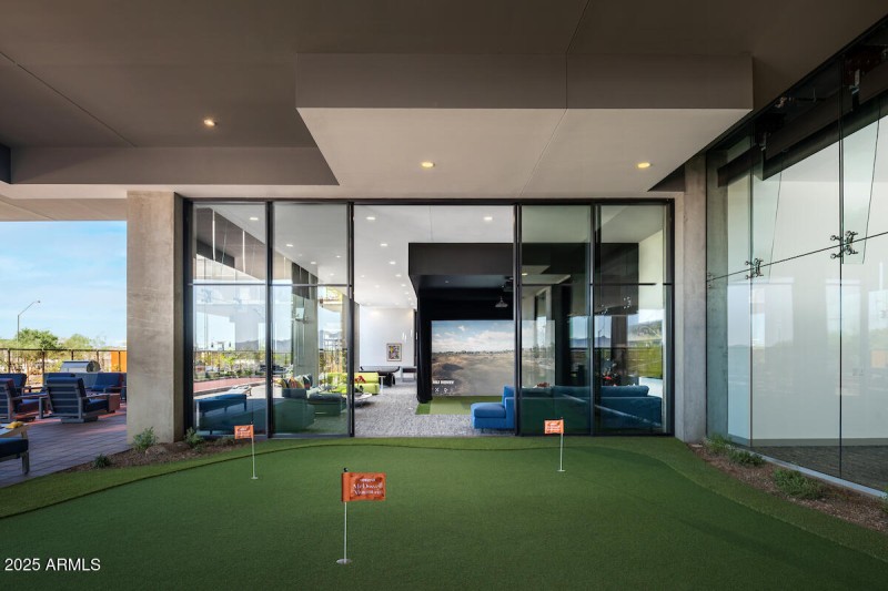 25 Amenity Putting Green to game room