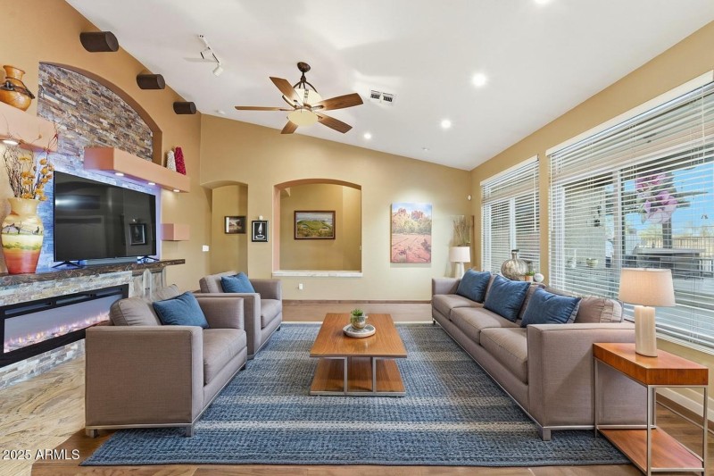 1021-S-Western-Skies-Dr-23 - Living Room