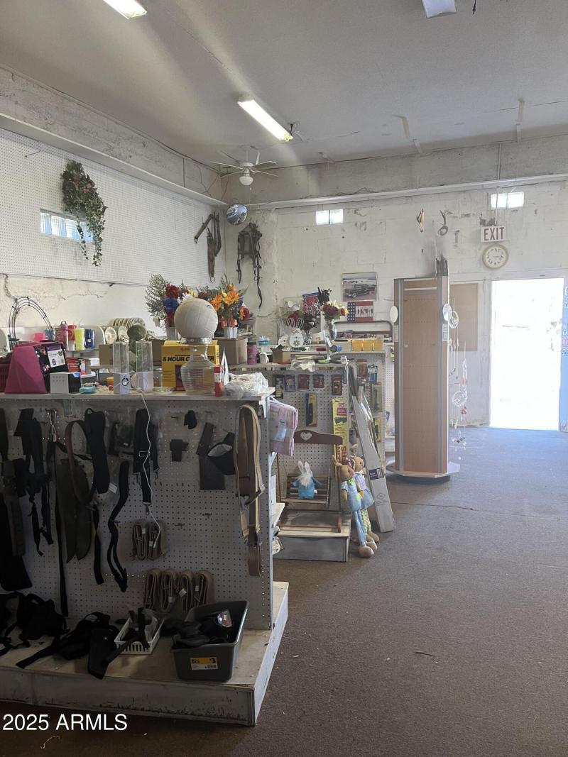 1201 W Hoover Looking towards front door