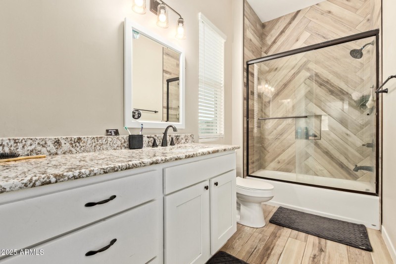 31 - Garnet Mountain