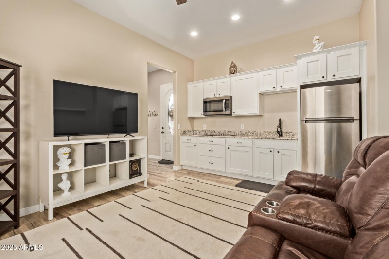 35 - Garnet Mountain