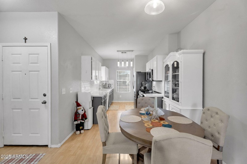 11-web-or-mls-13122 W Calavar Rd-7